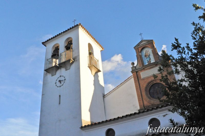 Església de la Mare de Déu del Roser a les Fonts