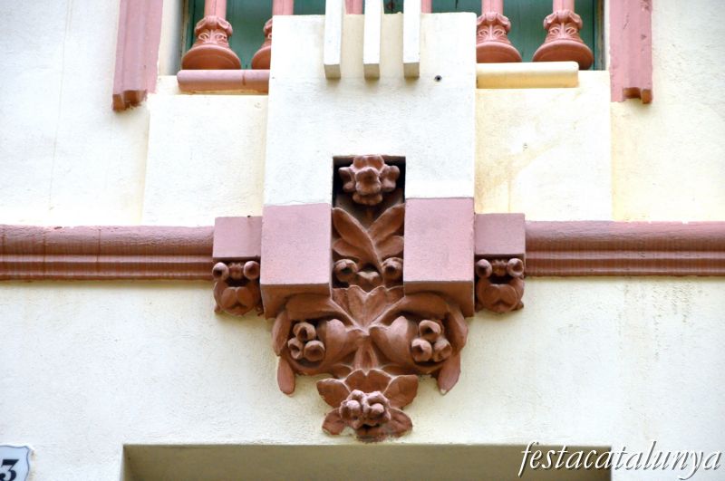 Canet de Mar - Col·legi Yglesias