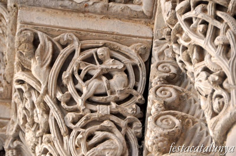 Agramunt - Portalada església parroquial de Santa Maria