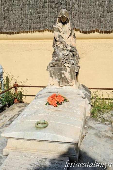 Arenys de Mar - Hipogeu de la família Camps-Ombrabella