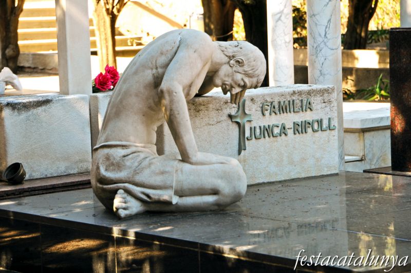 Arenys de Mar - Hipogeu de la família Juncà-Ripoll