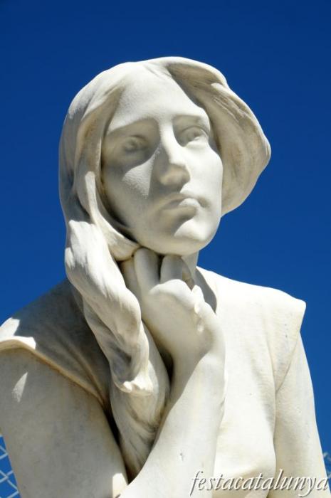 Arenys de Mar - Hipogeu de la família Mundet