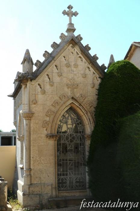 Arenys de Mar - Panteó de la família Zenon Massuet i Castañé