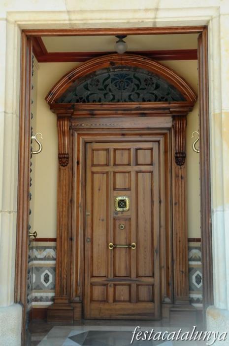 Arenys de Mar - Can Montal o casa natal del Pare Fita