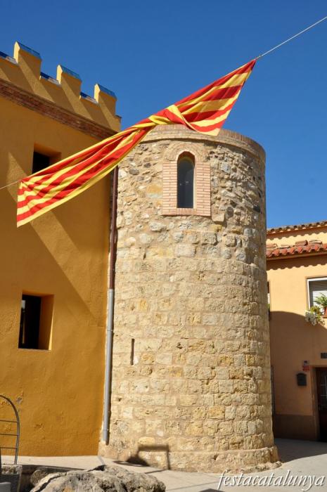 Entorn de les termes romanes: castell de Caldes de Malavella