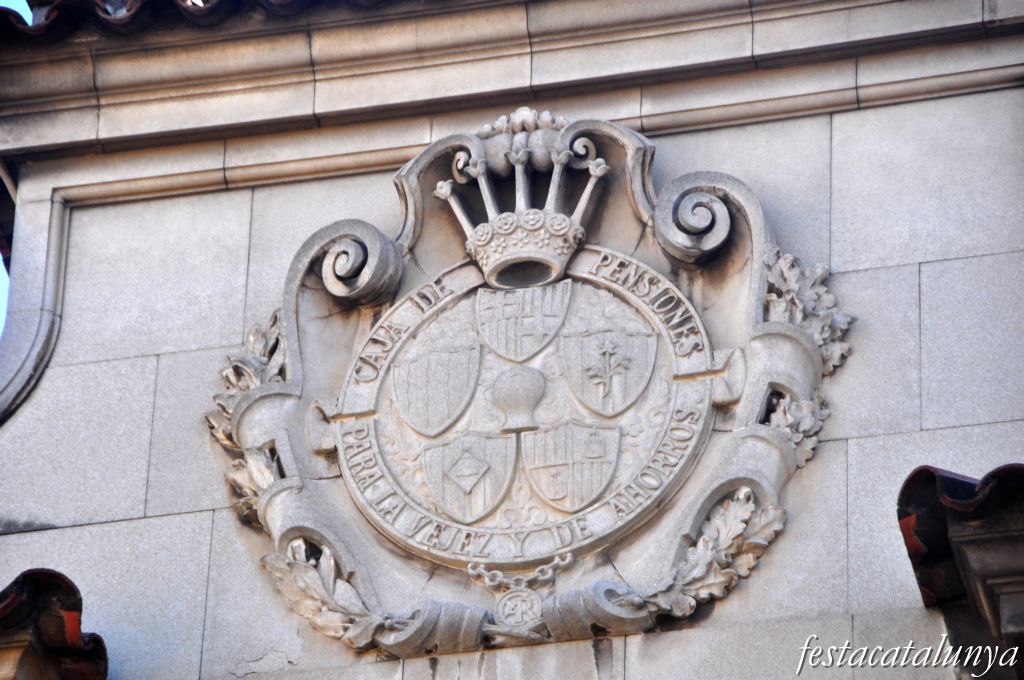 Edifici de la Caixa de Pensions a Sant Vicenç dels Horts