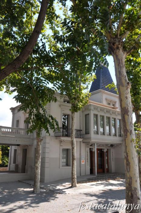 Cal Pablo, can Tarruella o la Molinada de Pallejà ***