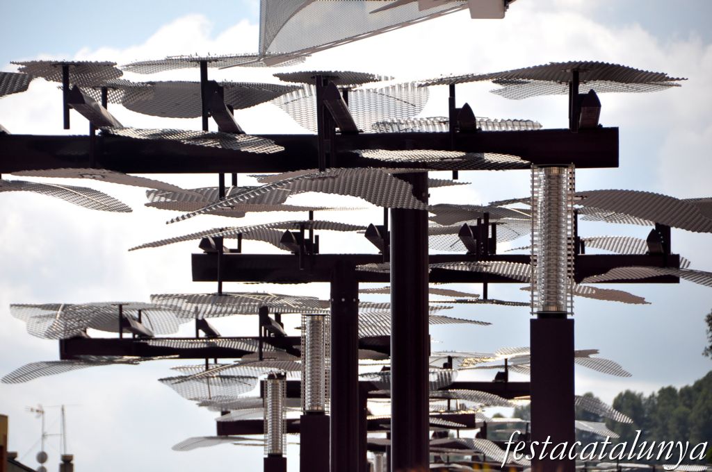 Plaça de l'Estació de Pallejà i entorn
