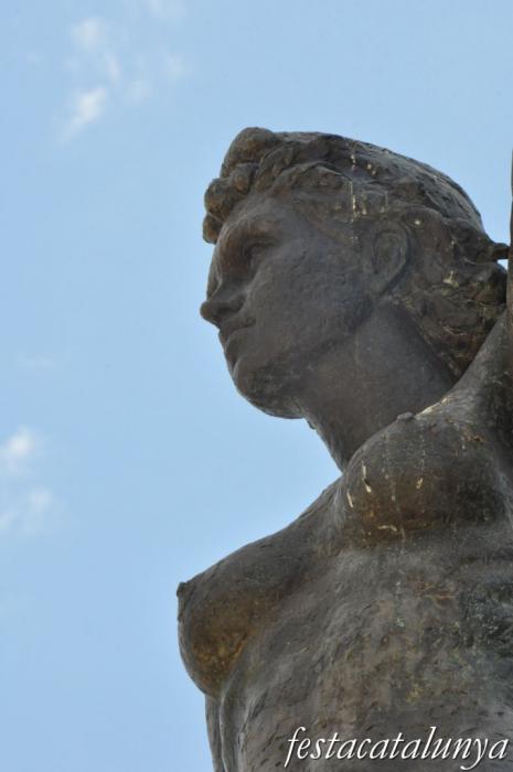 Plaça de Sant Ramon de Cerdanyola del Vallès