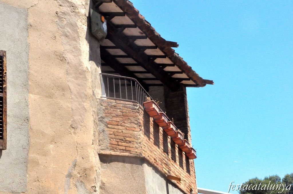 Esplugues de Llobregat - Conjunt Històric del Turó de la Sagrera - Cases Pairals (Can Pi)