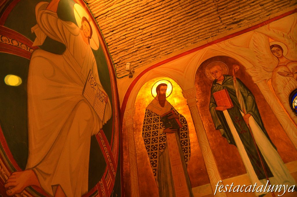Sant Pere de Vilamajor - Església de Sant Pere (Murals del Baptisteri de Raül Galusca)