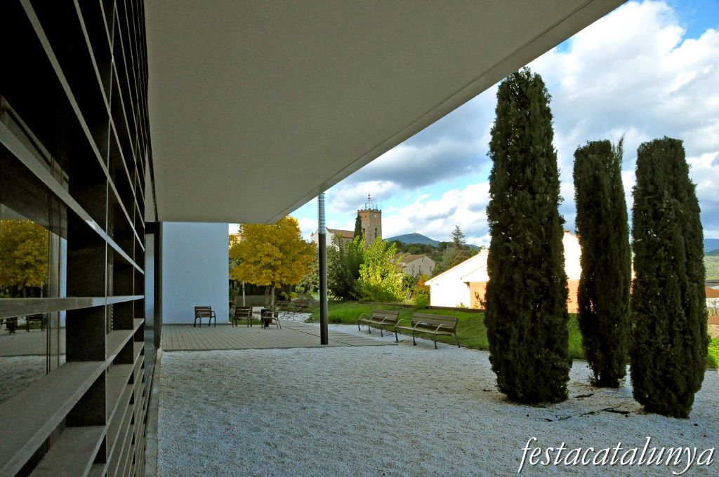 Santa Eulàlia de Ronçana - Biblioteca Casa de Cultura Joan Ruiz Calonja
