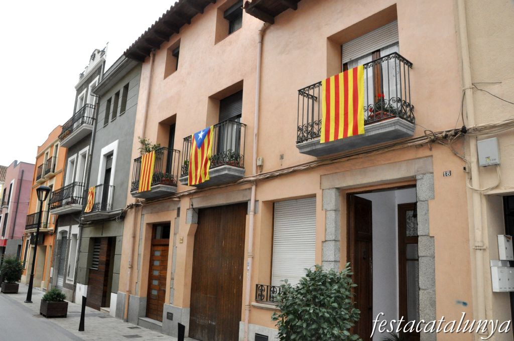 Carrer Major de Llinars del Vallès