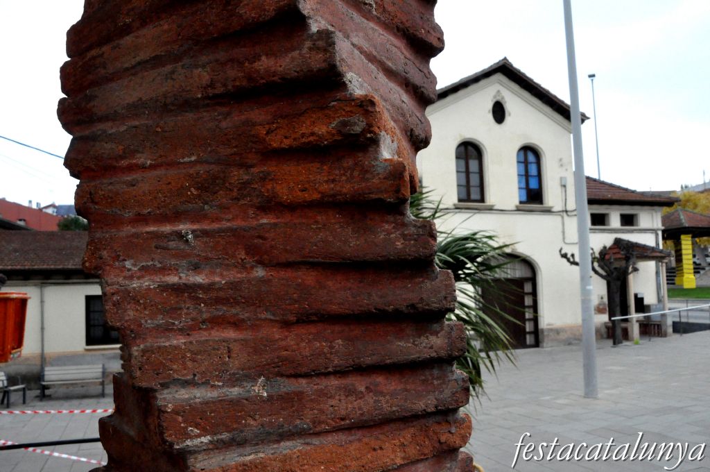 Roca del Vallès, La - Ajuntament, antic can Gol