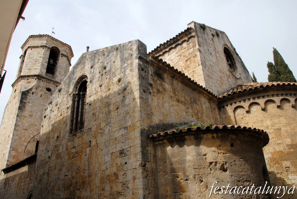 Besalú - Església parroquial de Sant Vicenç