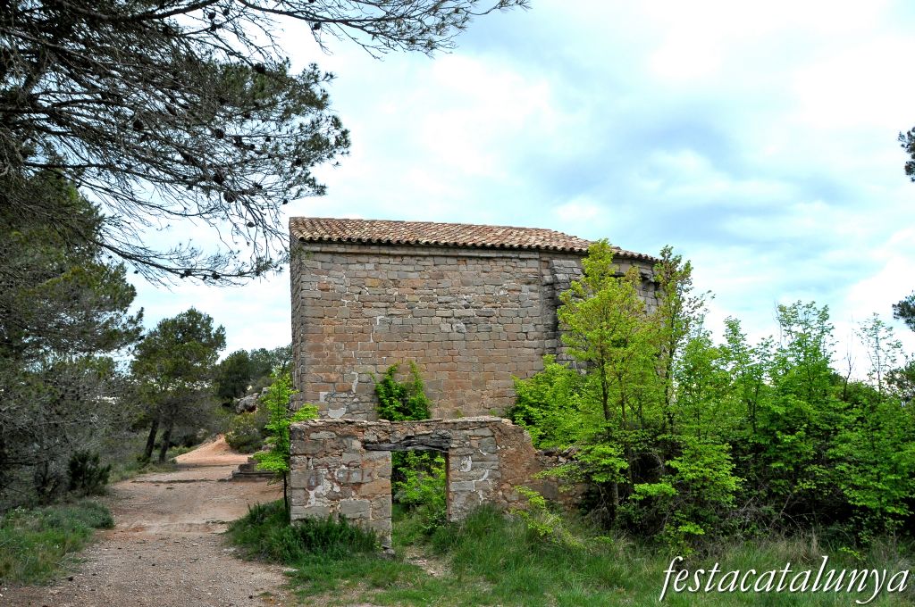 Església romànica de Santa Maria de la Roqueta a Sant Martí de Tous