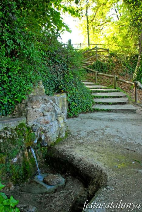 Pobla de Claramunt, La - Can Solà (Font)