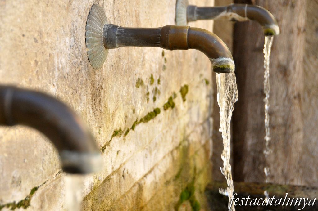 Pobla de Claramunt, La - Nucli antic (Les Tres Fonts)
