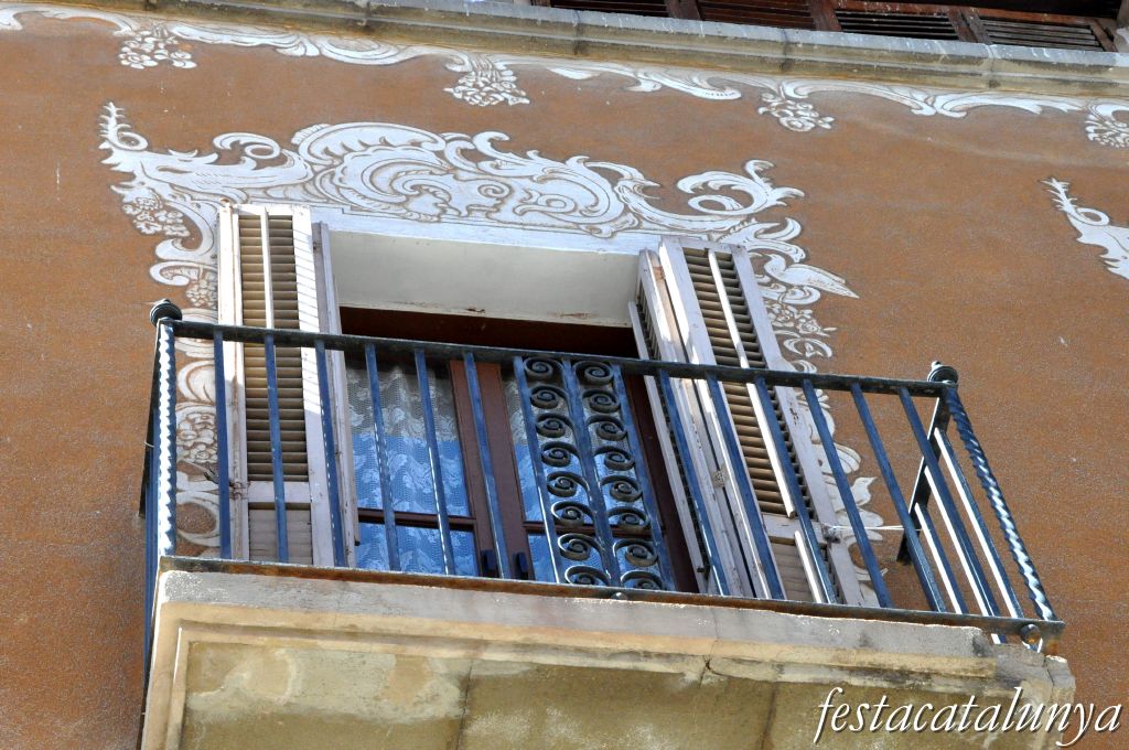 Pobla de Claramunt, La - Nucli antic (Esgrafiats d'Antoni Sabaté i Joan Padró)