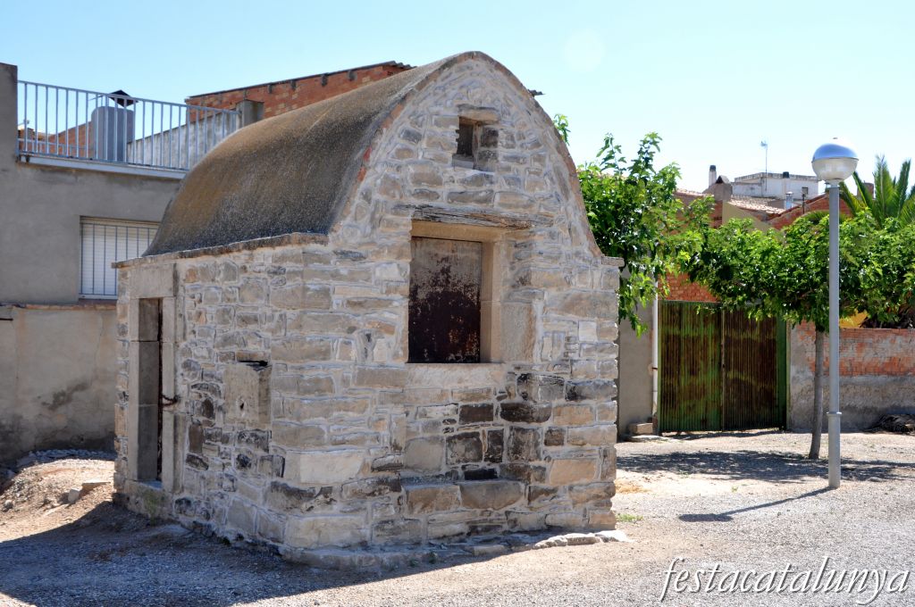 Vilagrassa - Pou de la Plaça del Filador