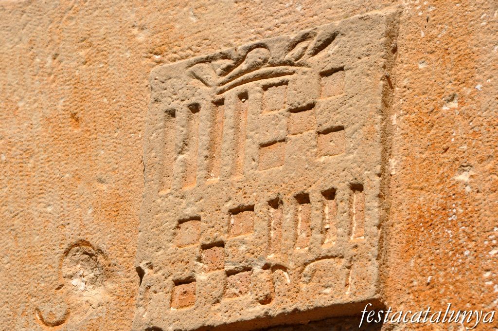 Llindes i escuts de cases notables de Vilagrassa