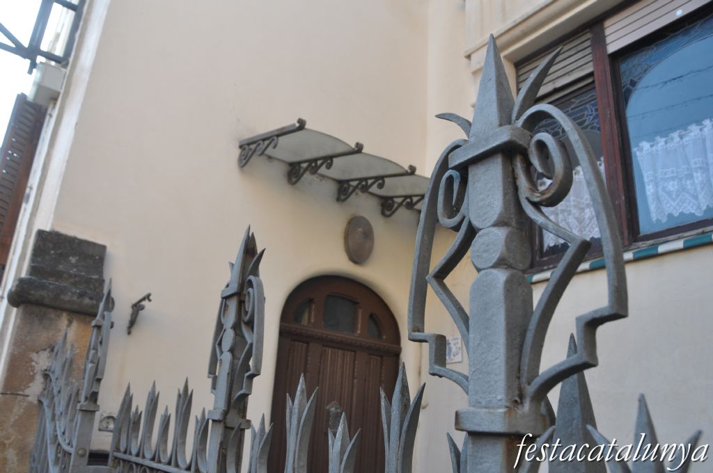 Sant Just Desvern - Passatge Joaquim Petit, 7