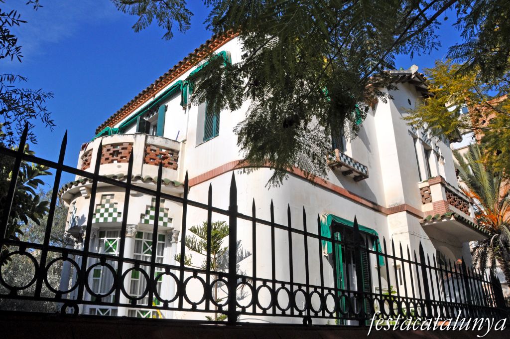 Sant Just Desvern - Torre de la Immaculada