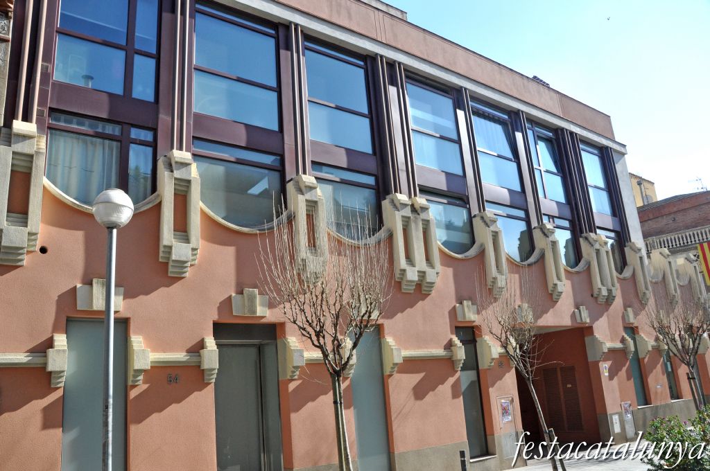 Cases Oliveras Gelabert