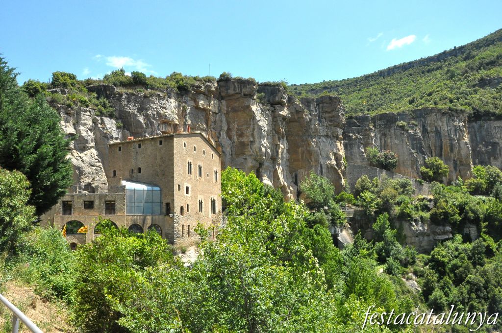 Bigues i Riells - Casa del Priorat (Sant Miquel del Fai)