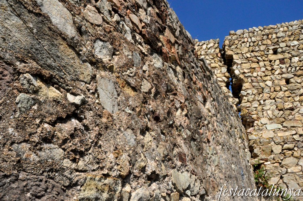 Bigues i Riells - Castell de Montbui