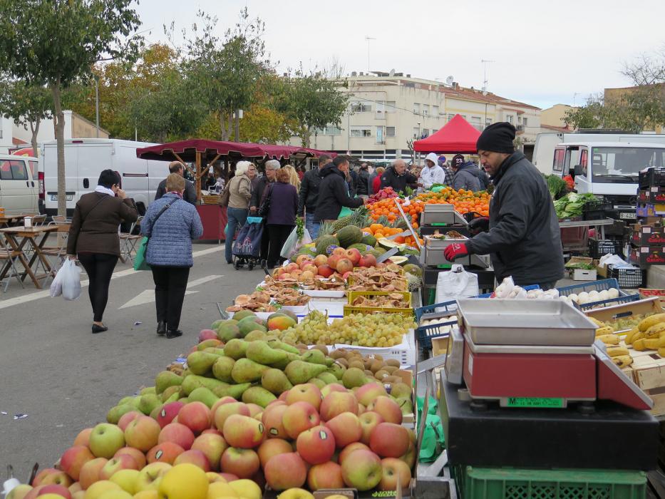 Mercat dels diumenges de Santa Margarida i els Monjos