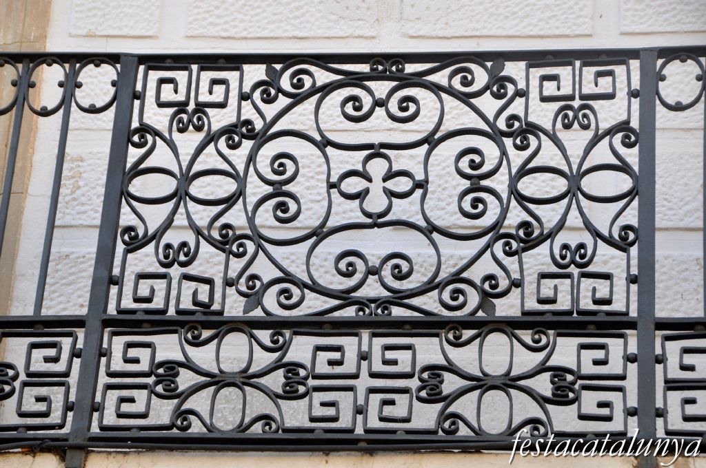 Piera - Carrer de la Plaça (Cal Bitxo, antic Ajuntament)