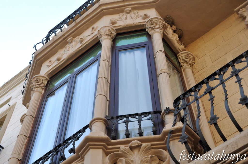 Piera - Carrer de la Plaça (Cal Tarafa)