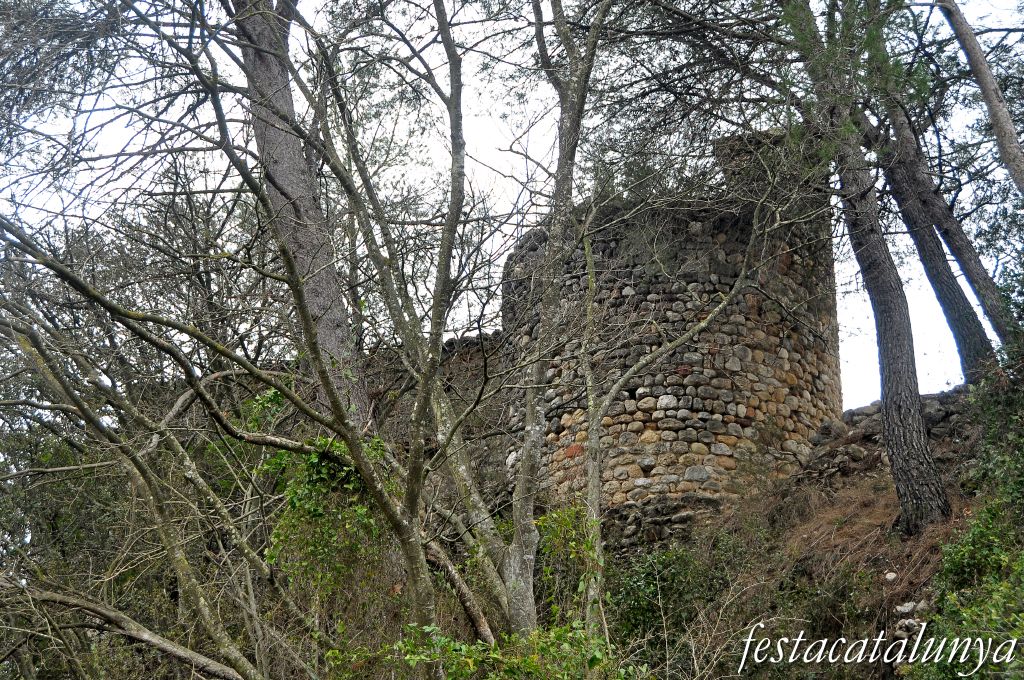 Piera - Castell de Freixe i Sant Nicolau de Freixe o de Tretzè