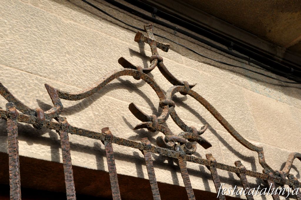 Castellterçol - Plaça Prat de la Riba (Can Marsans)