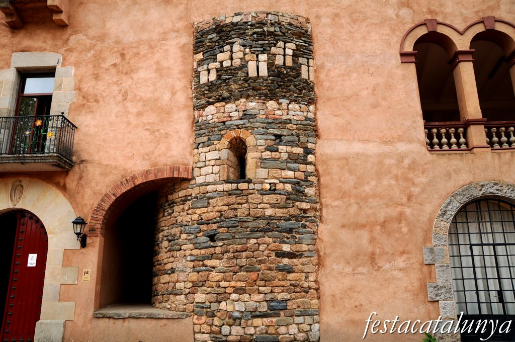 Sant Esteve de Palautordera - Sant Cebrià i Santa Justina del castell de Fluvià