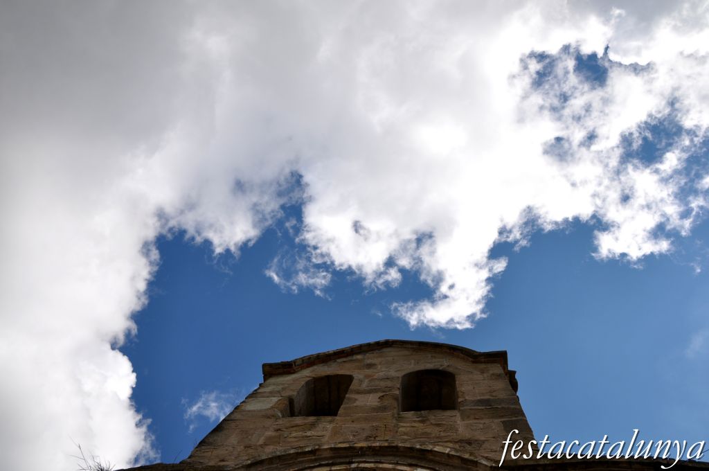 Castellolí - Església romànica de Sant Pere i Sant Feliu de la Vall d'Aguilera