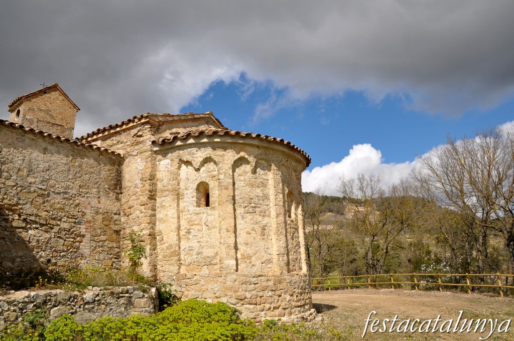 Castellolí - Església romànica de Sant Pere i Sant Feliu de la Vall d'Aguilera