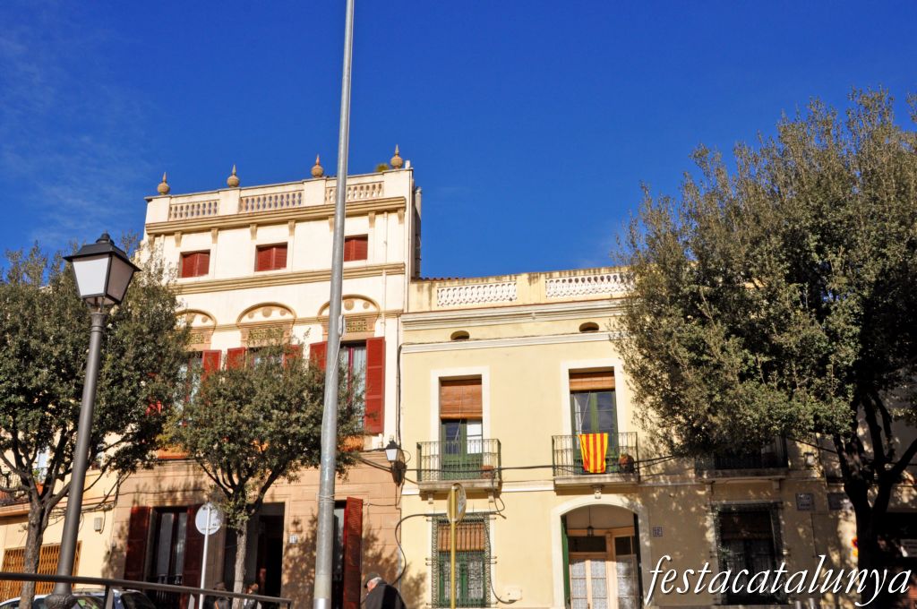 Olesa de Montserrat - Plaça Nova