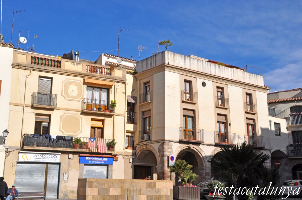 Olesa de Montserrat - Plaça de les Fonts