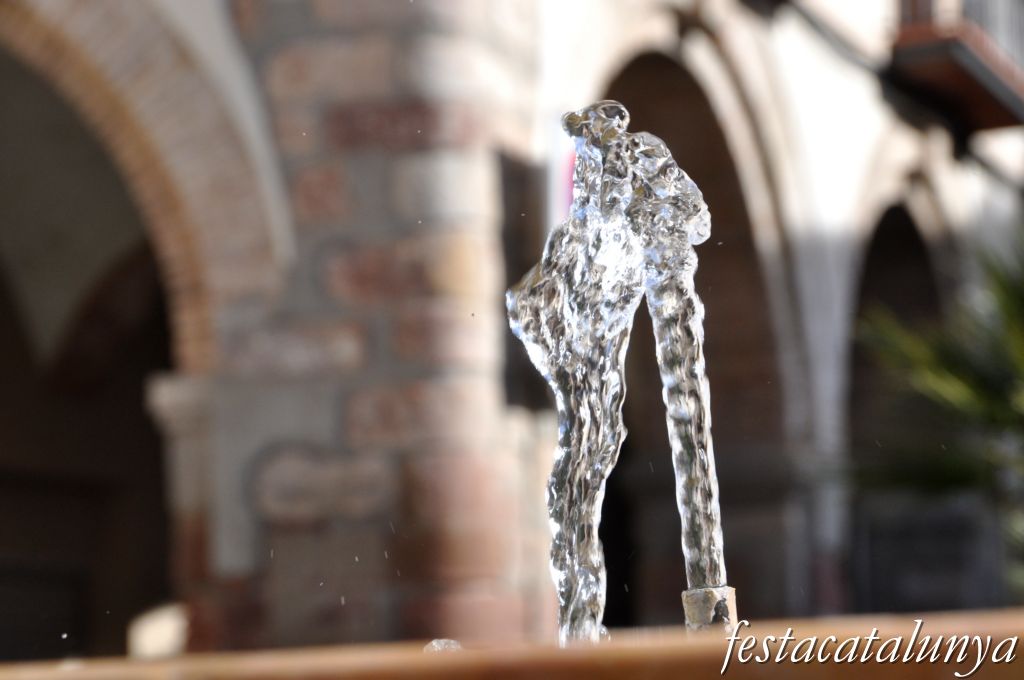 Plaça de les Fonts d'Olesa de Montserrat