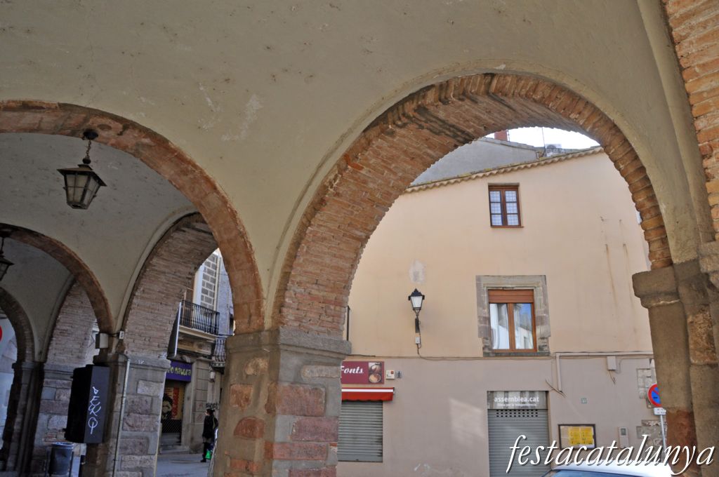 Olesa de Montserrat - Plaça de les Fonts