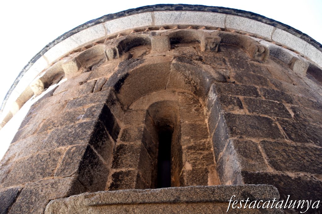 Maçanet de Cabrenys - Església de Sant Martí - Àbsis