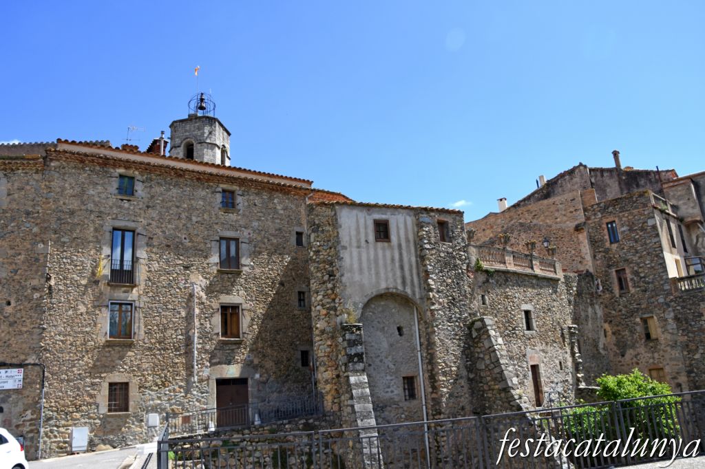 Maçanet de Cabrenys - Muralles de Maçanet