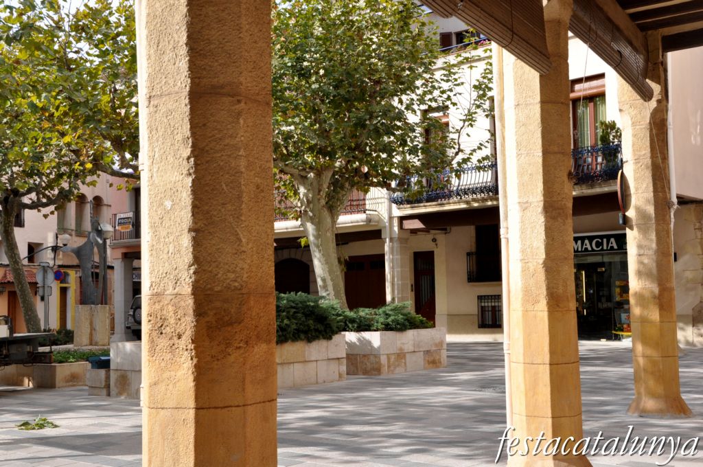 Vila-seca - Plaça de les Voltes