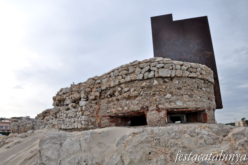 Vila-seca - Grup escultòric Marca d'Aigua de Sergi Aguilar a la Pineda