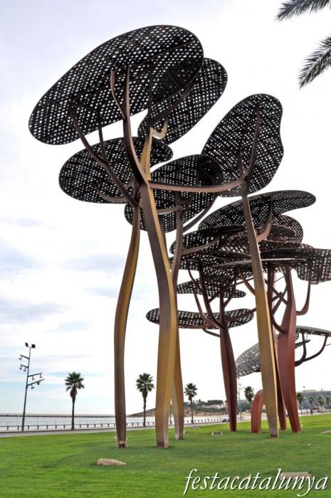 Vila-seca - Grup escultòric Pineda de Xavier Mariscal