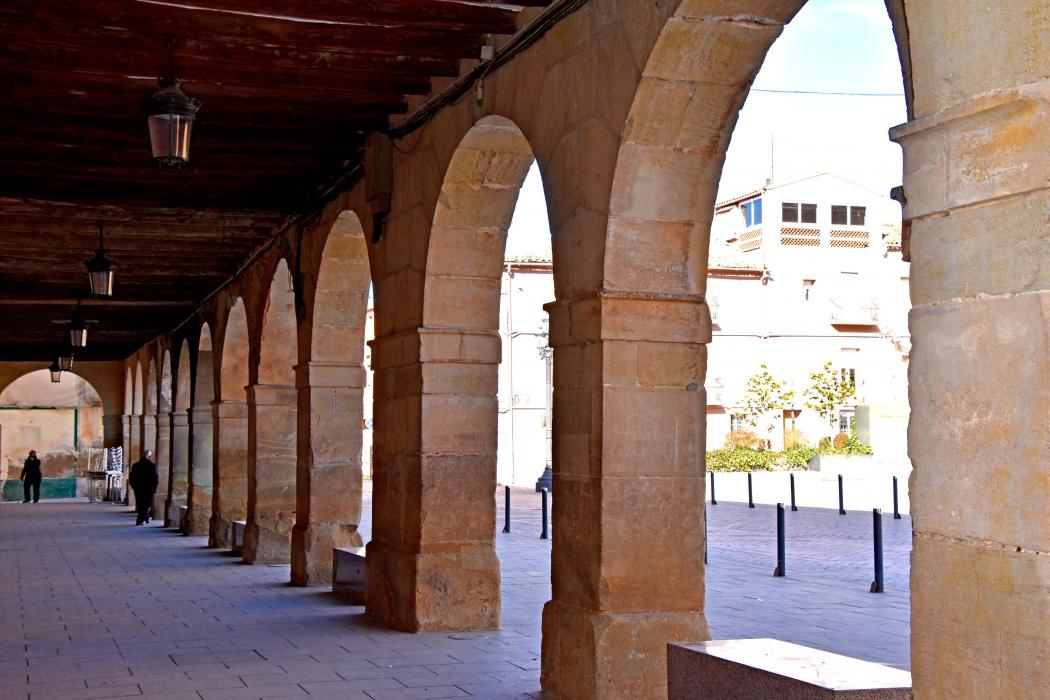 Plaça porticada