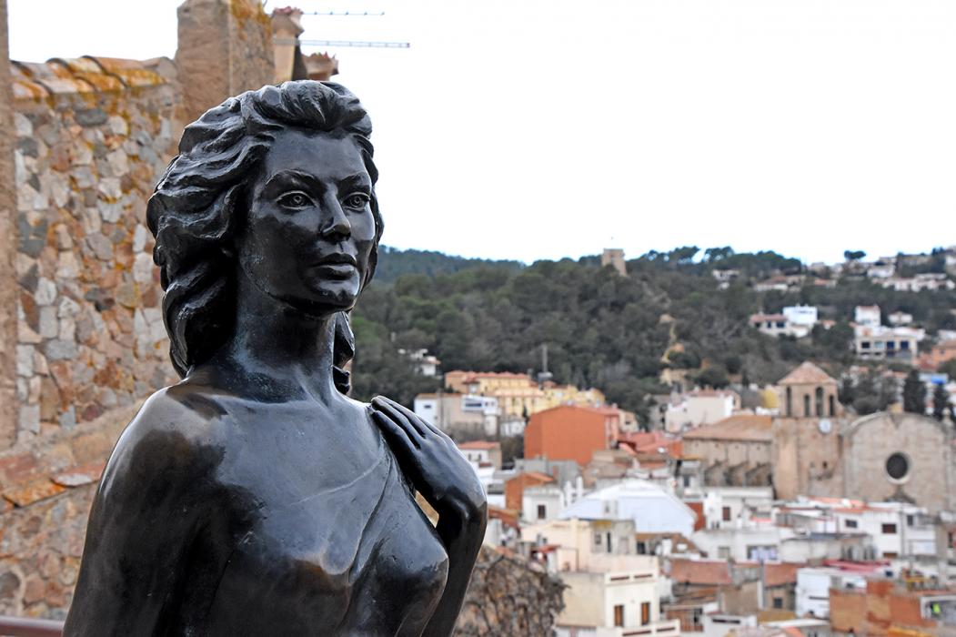 Monument a Ava Gardner***