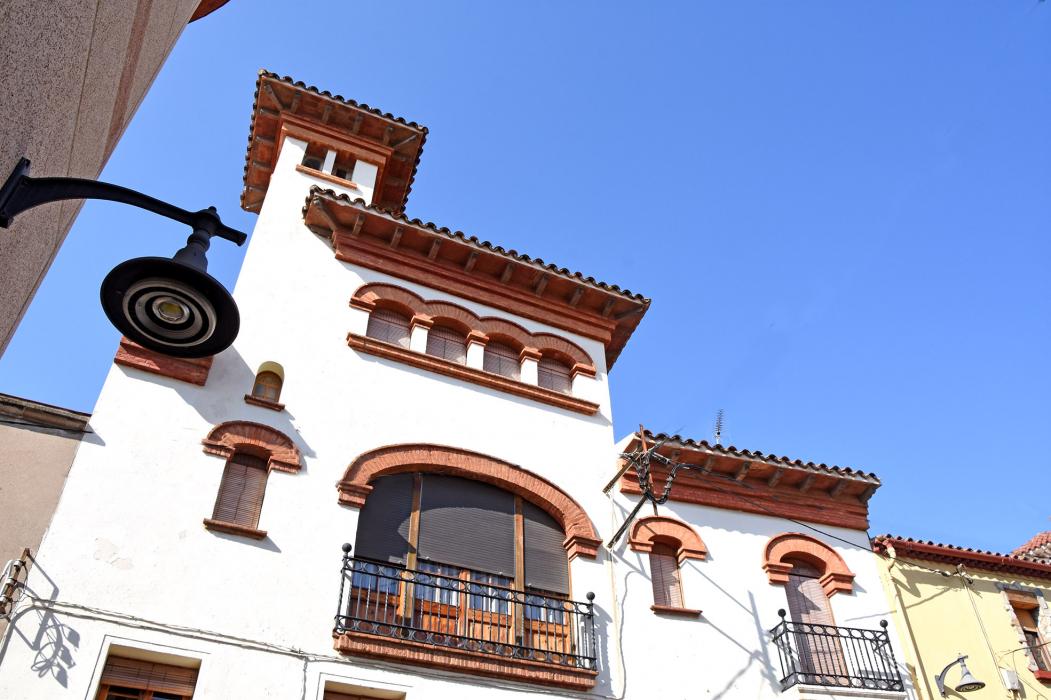 Carrer Barcelona i Plaça Casanova del Papiol